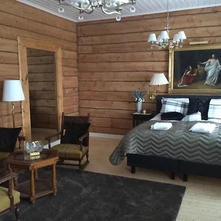 Torandan Merilinna 酒店 *